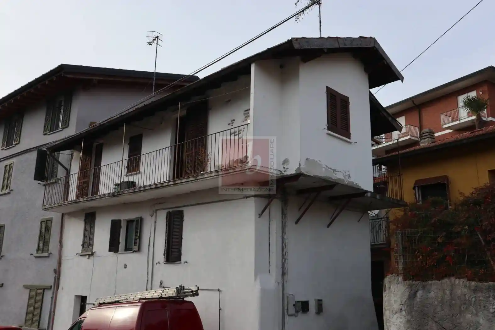 Appartamento in vendita a Laveno-Mombello