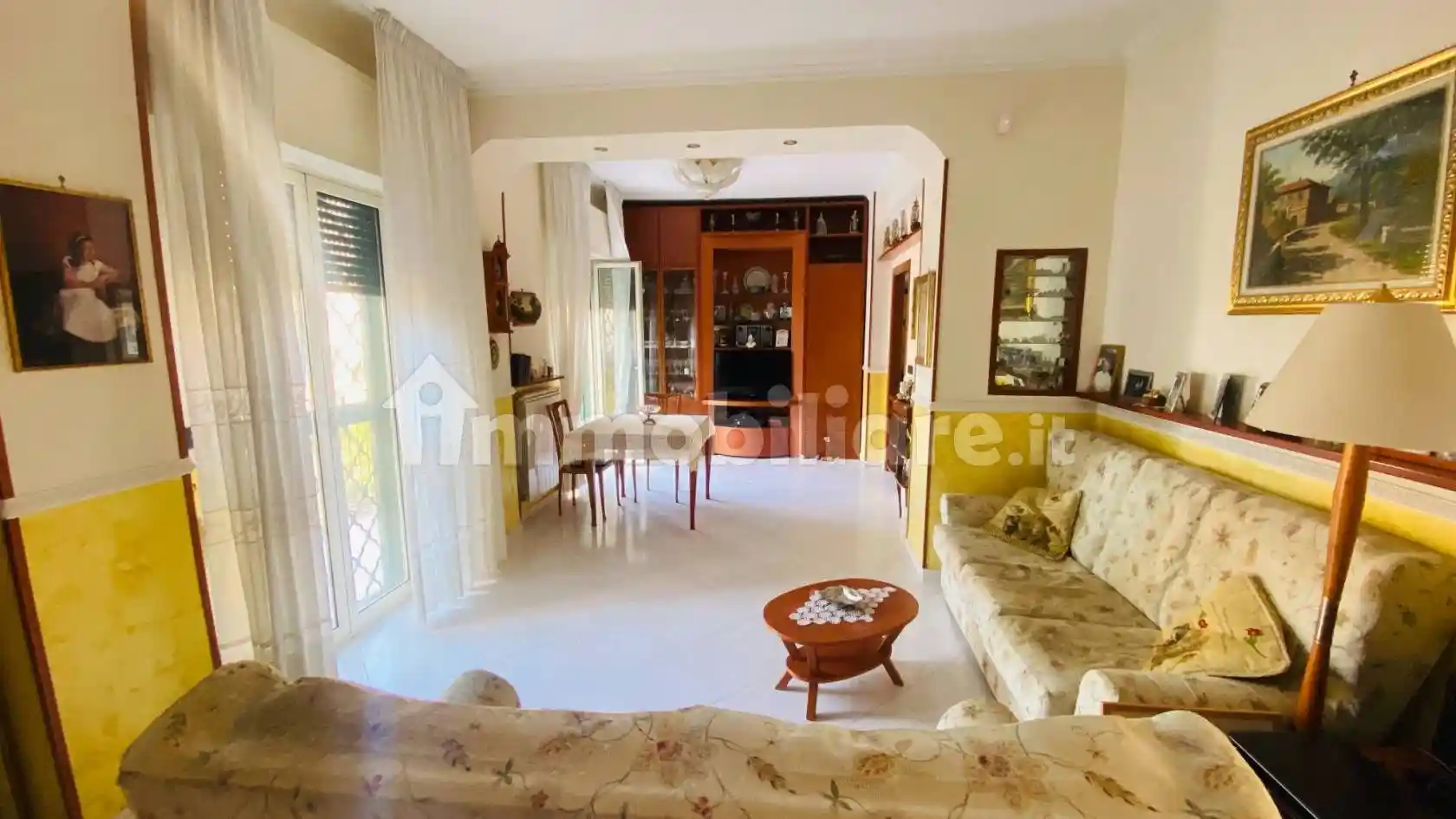 Appartamento in vendita a Napoli