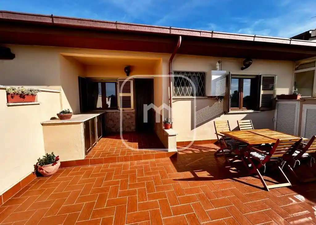 Villetta a schiera in vendita a Pomezia