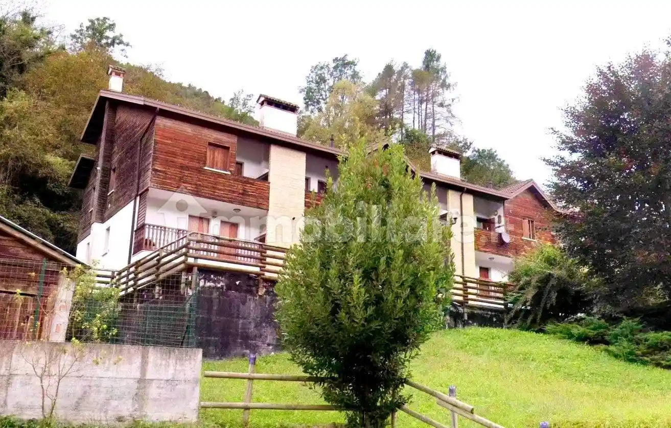 Appartamento in vendita a Barcis