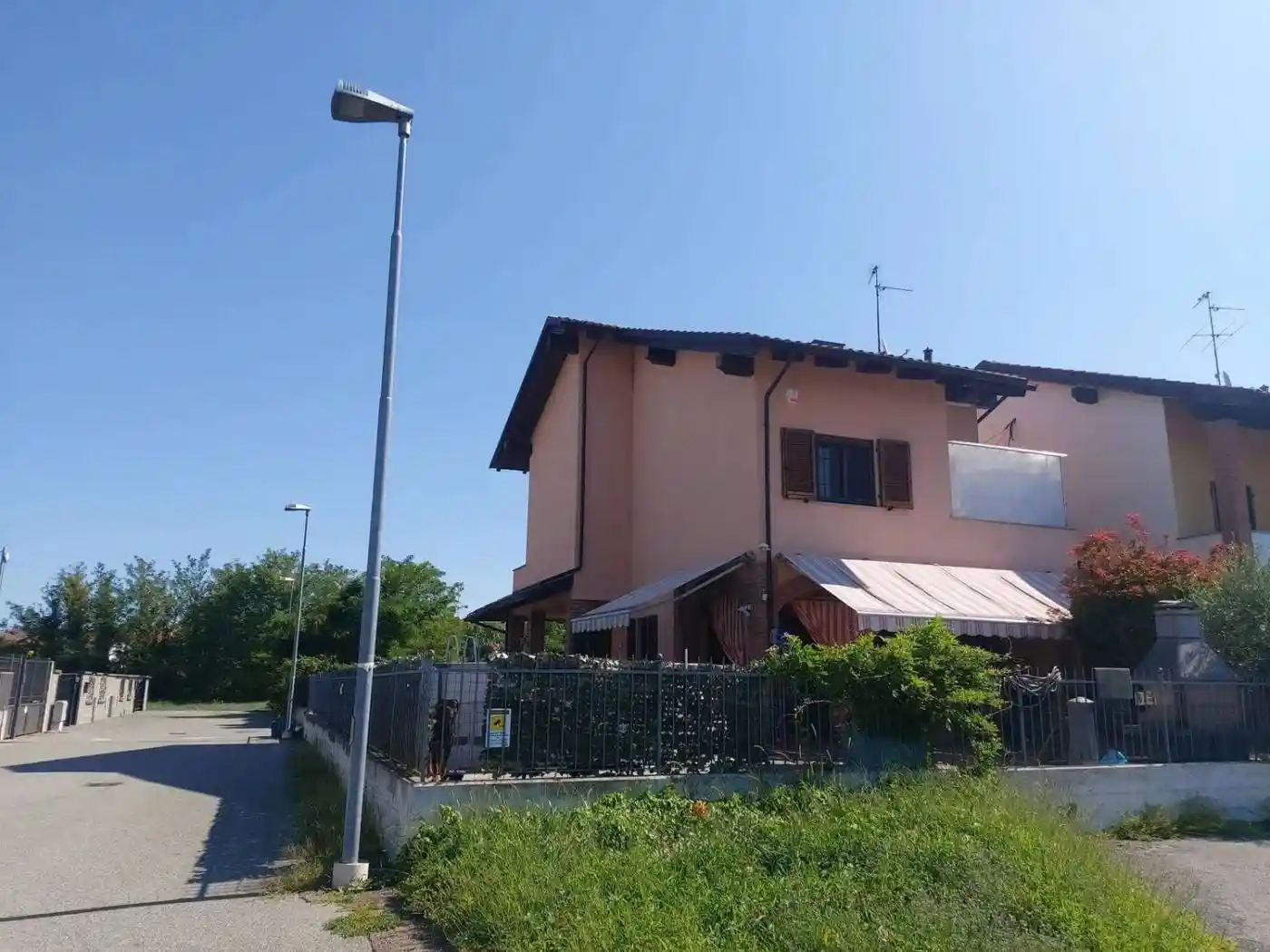 Villa in vendita a Borgo Vercelli