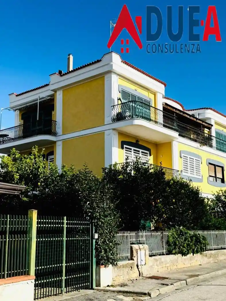 Appartamento in vendita a Pozzuoli