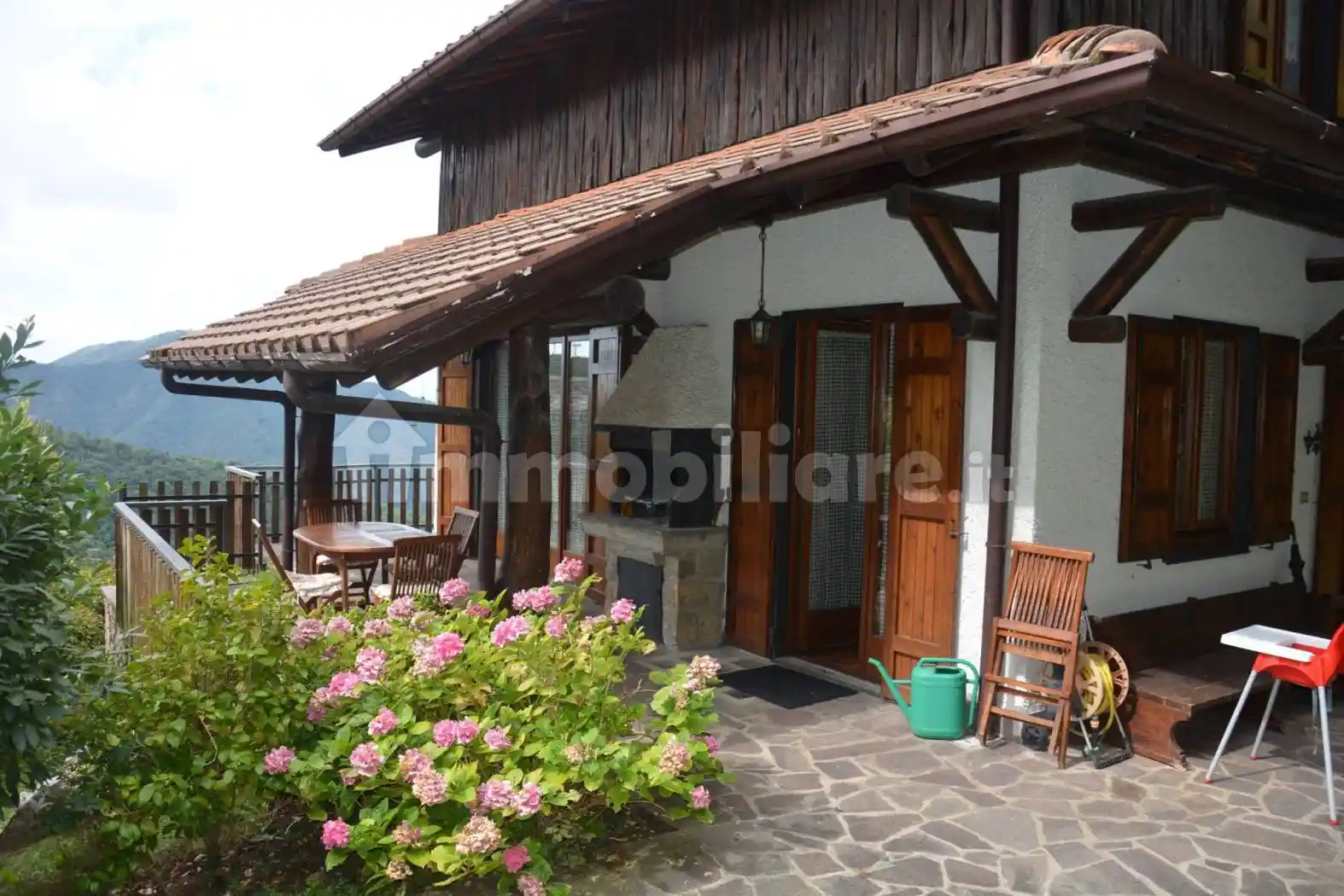 Villa in vendita a Selvino