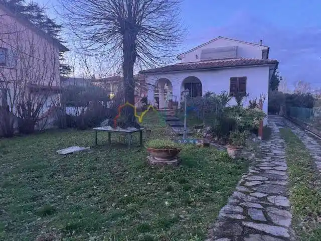 Villa in vendita a San Giuliano Terme