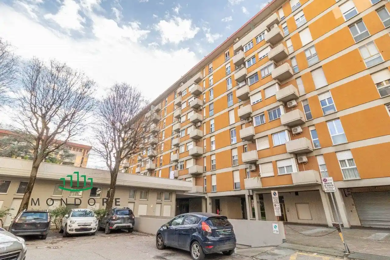 Appartamento in vendita a Bologna