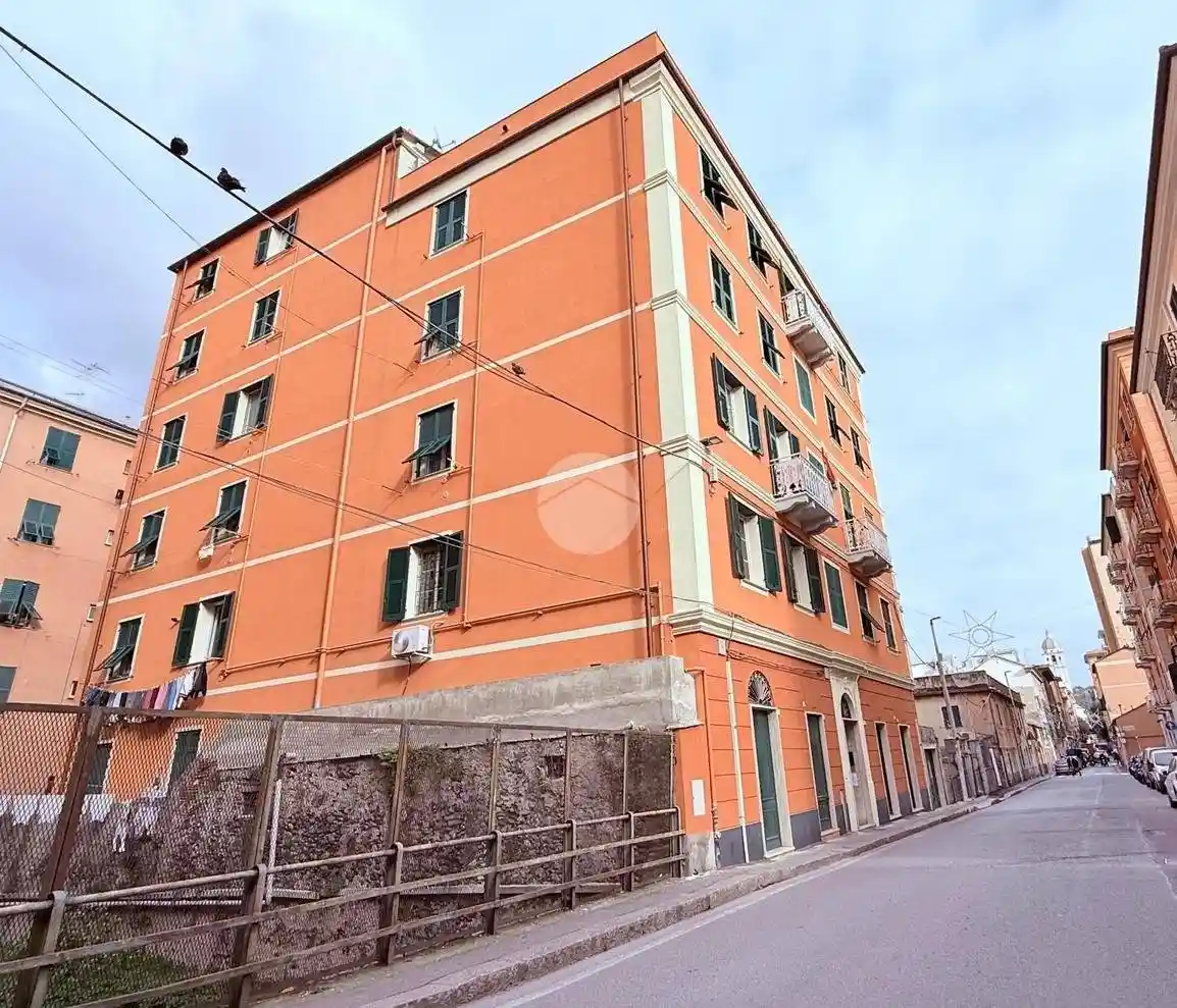 Appartamento in vendita a Genova