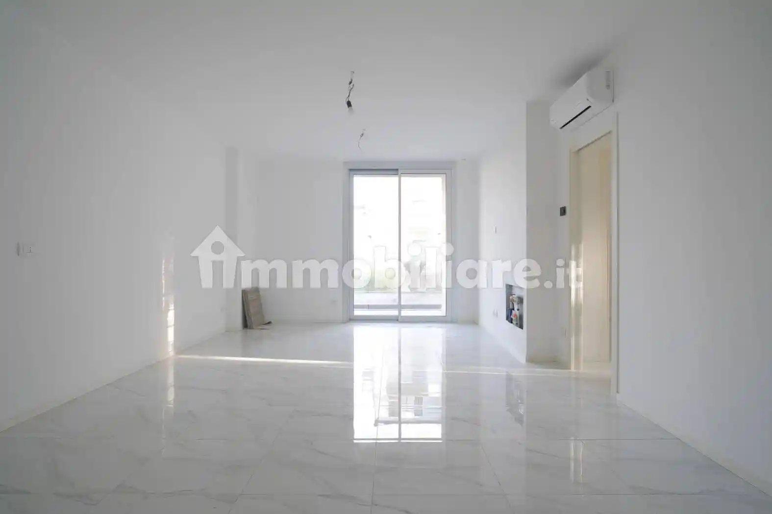 Appartamento in vendita a Gabicce Mare