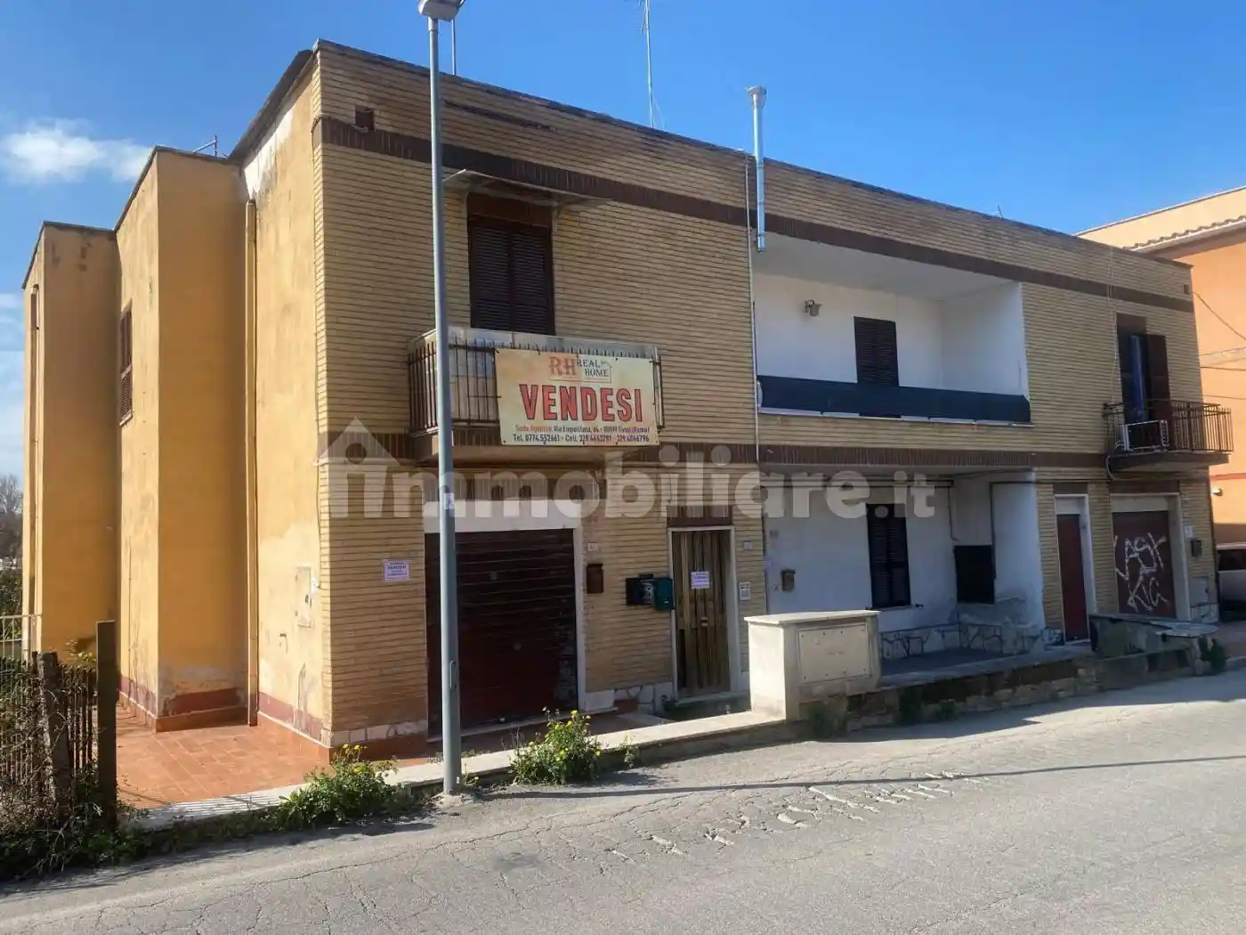 Palazzo - Edificio in vendita a Tivoli