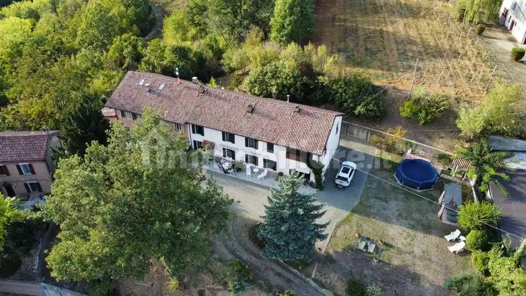 Rustico - Casale in vendita a Incisa Scapaccino