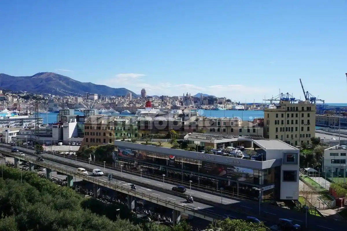 Appartamento in vendita a Genova
