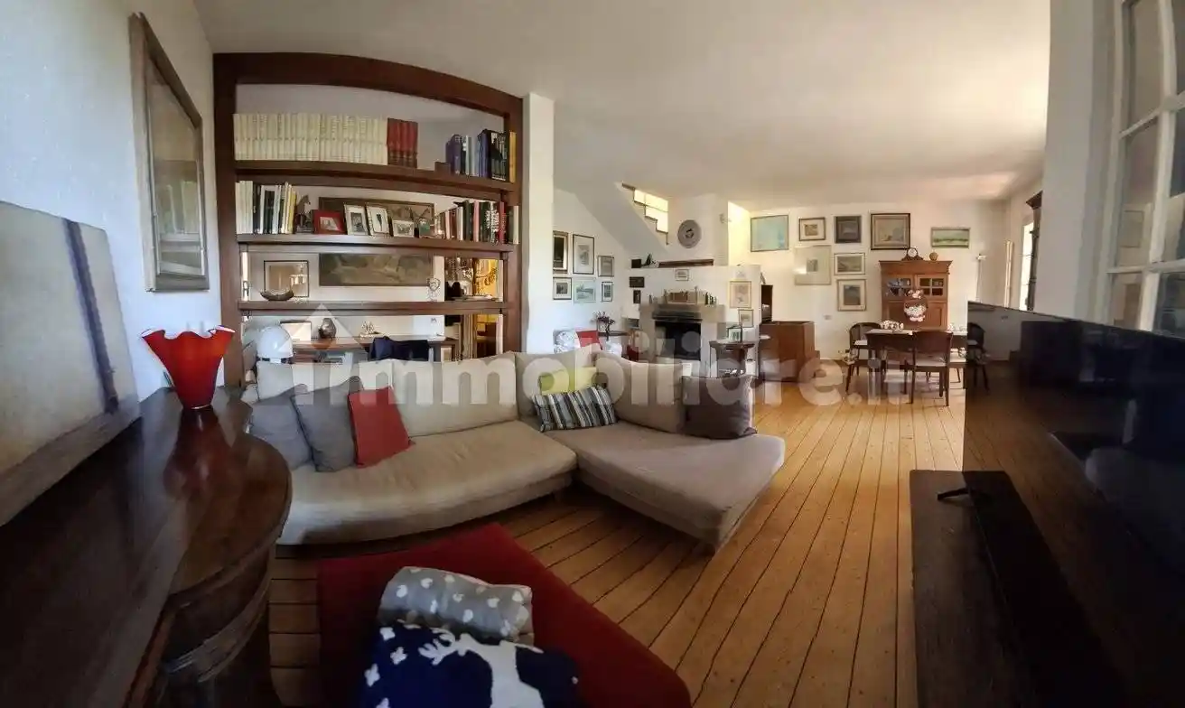 Villetta a schiera in vendita a Besana in Brianza