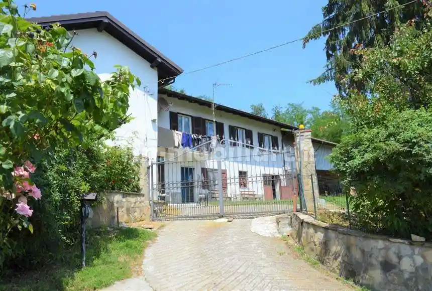 Rustico - Casale in vendita a Merana