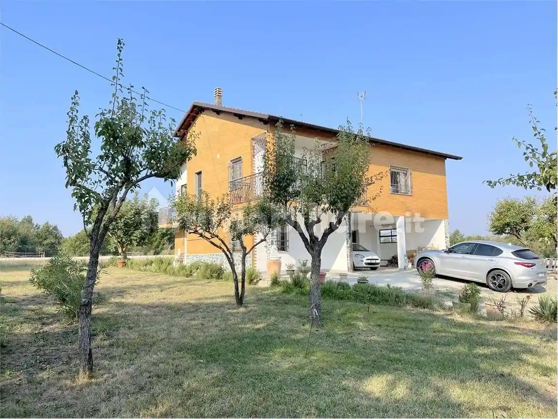 Casa indipendente in vendita a Capriata d'Orba