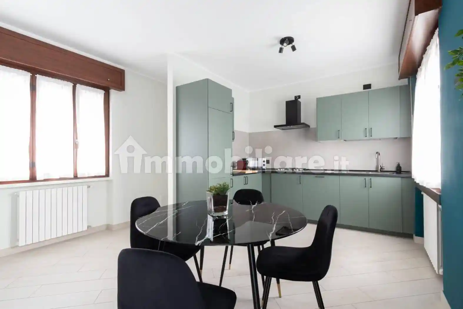 Appartamento in affitto a Rho