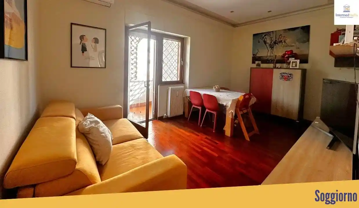 Appartamento in vendita a Roma