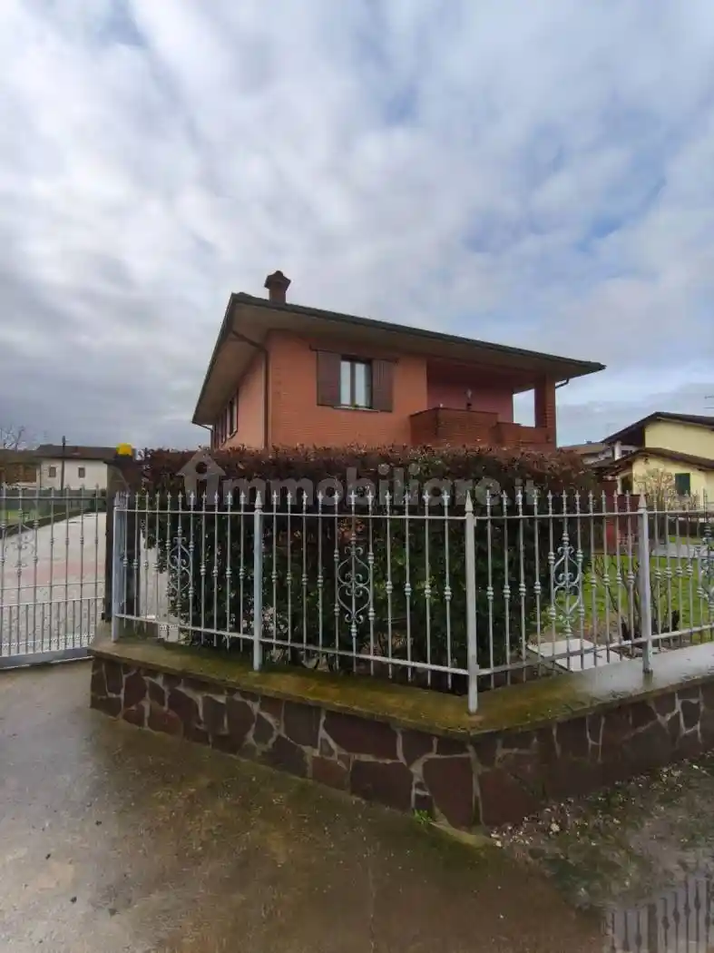 Villa in vendita a Cava Manara