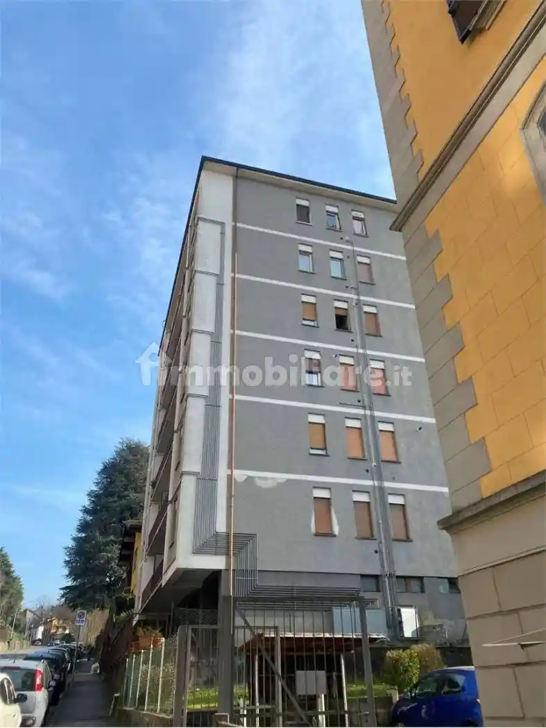 Appartamento in vendita a Como