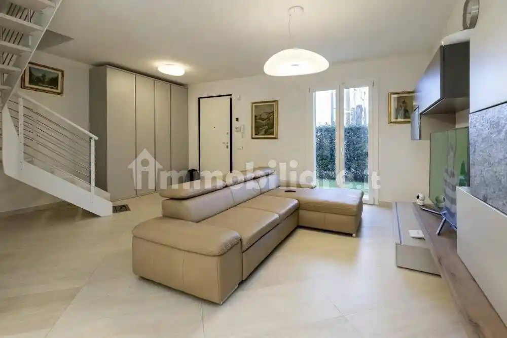 Villa in vendita a Montignoso