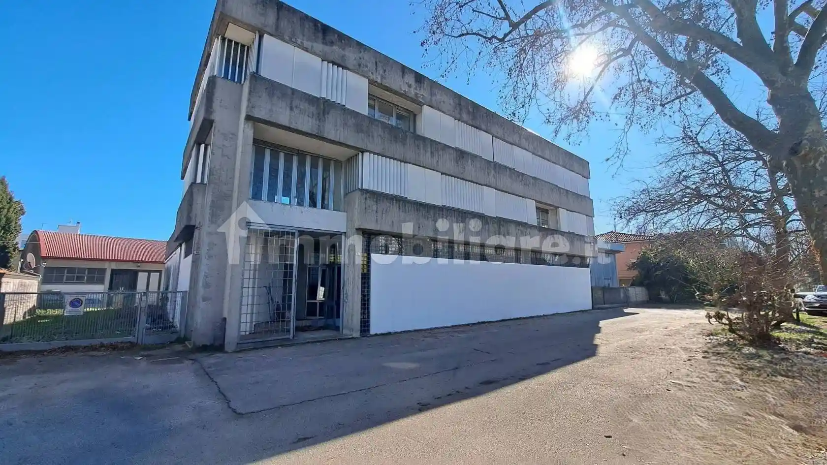 Palazzo - Edificio in affitto a Padova