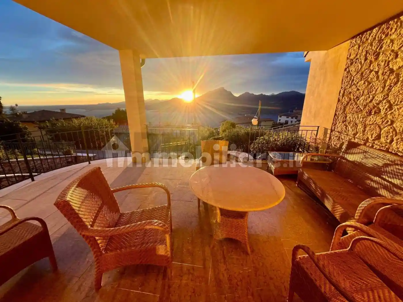 Casa indipendente in vendita a San Zeno di Montagna