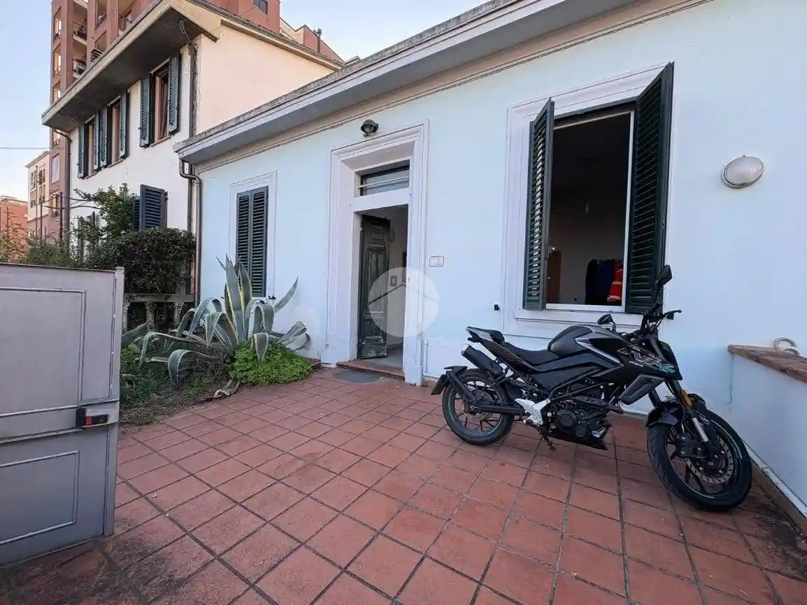 Casa indipendente in vendita a Firenze