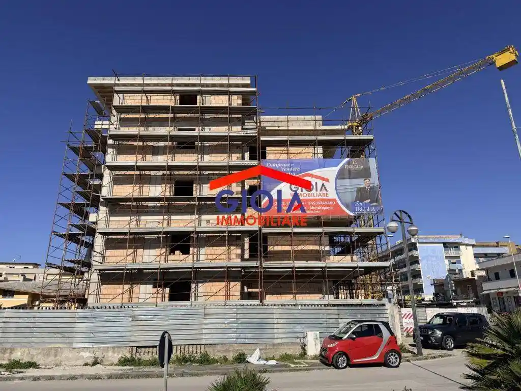 Appartamento in vendita a Mondragone