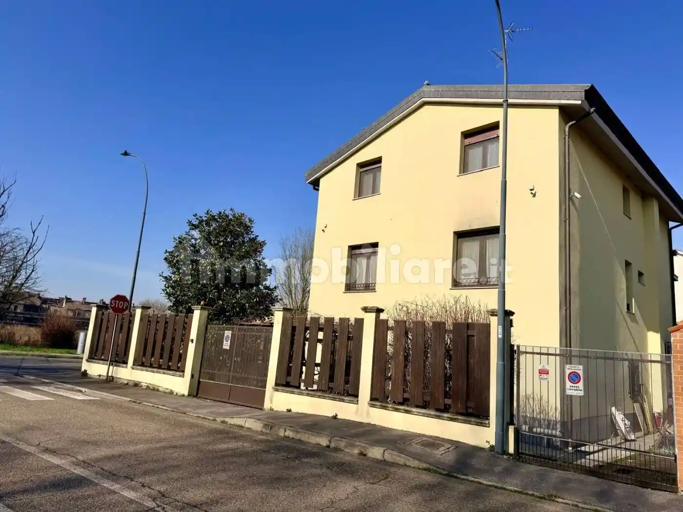 Villa in vendita a Zibido San Giacomo