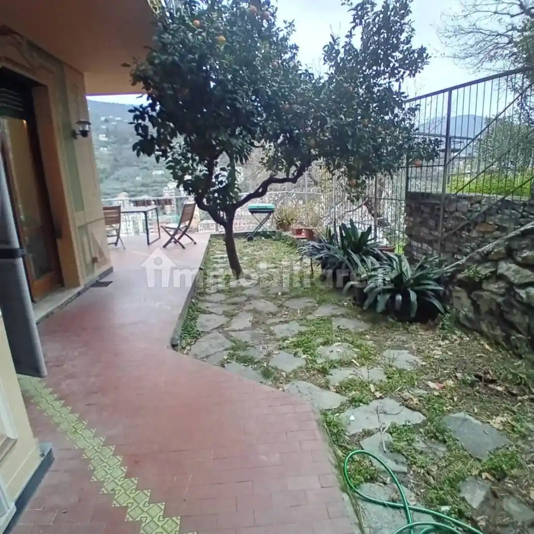 Appartamento in affitto a Recco
