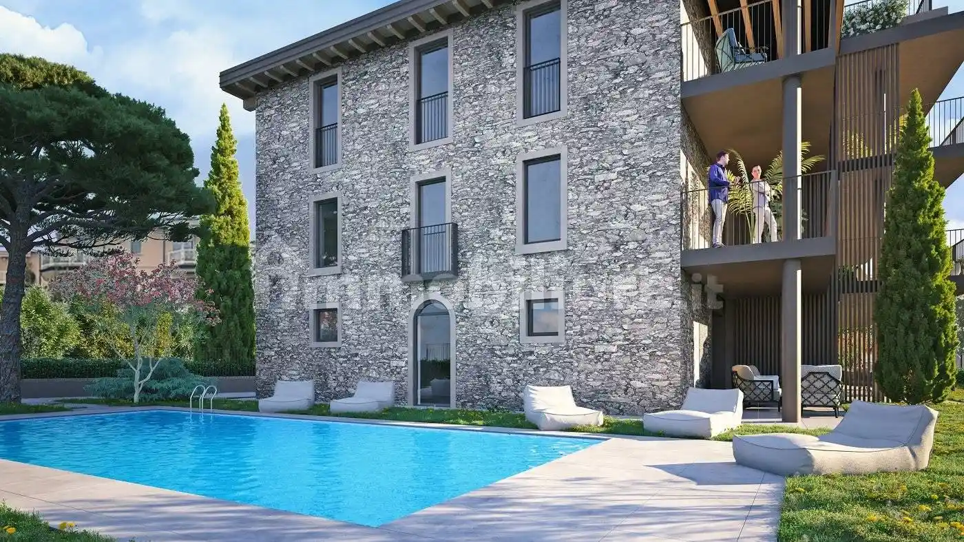 Appartamento in vendita a Desenzano del Garda