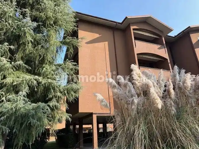 Appartamento in vendita a Bernareggio