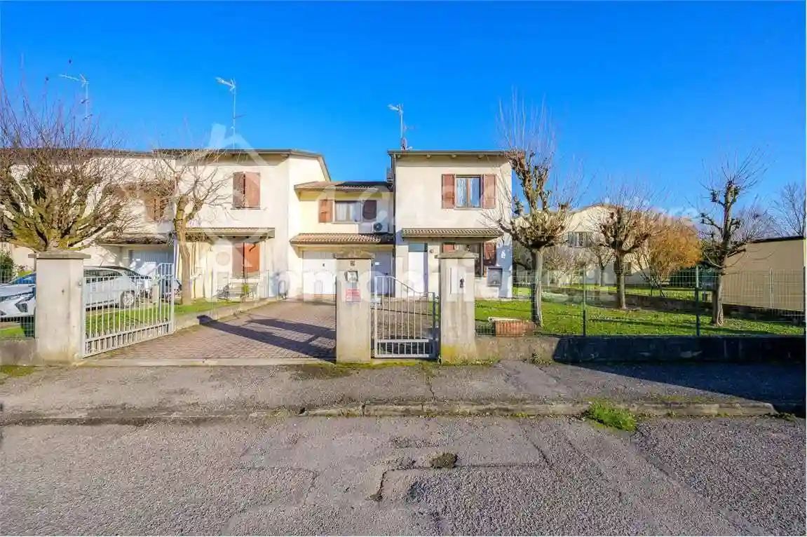 Villetta a schiera - foto 2