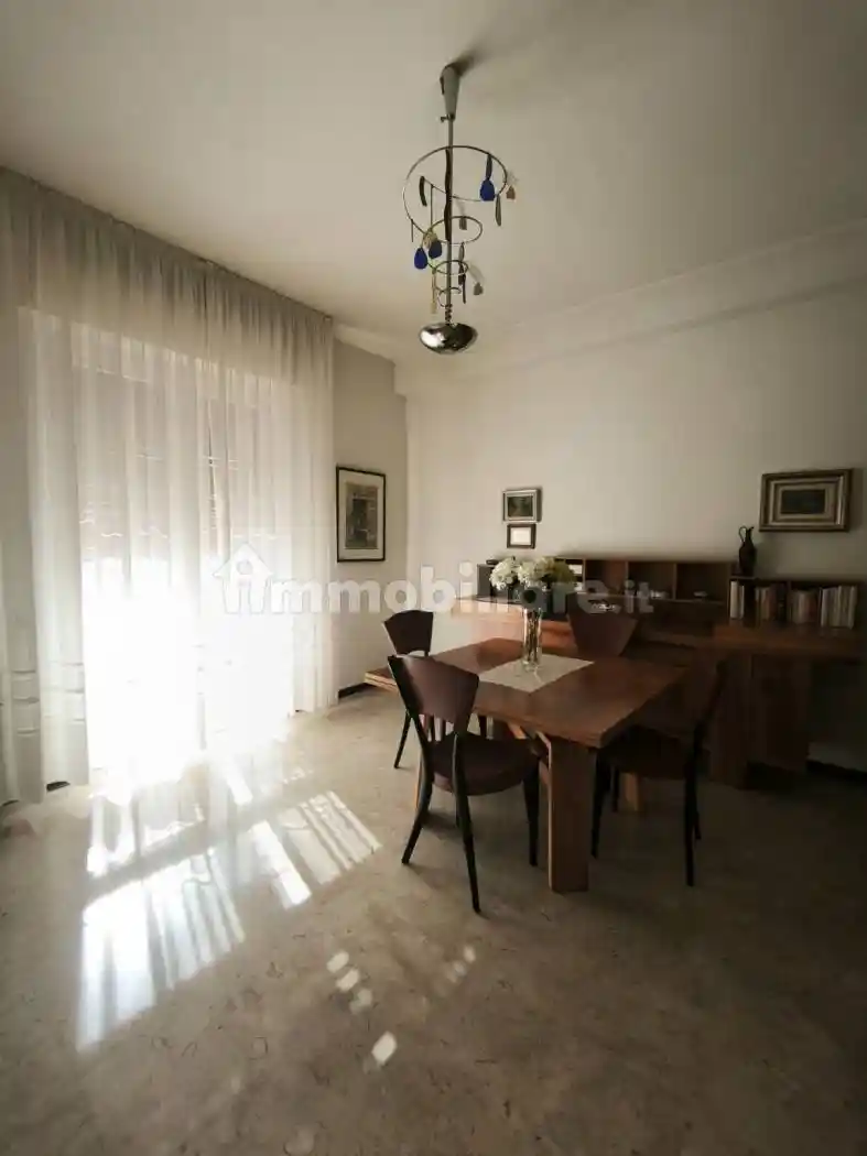 Villa in vendita a Monasterolo del Castello