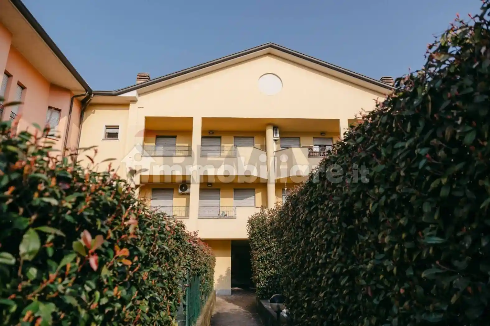 Appartamento in vendita a Usmate Velate