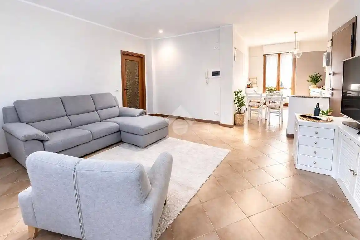 Appartamento in vendita a Desenzano del Garda