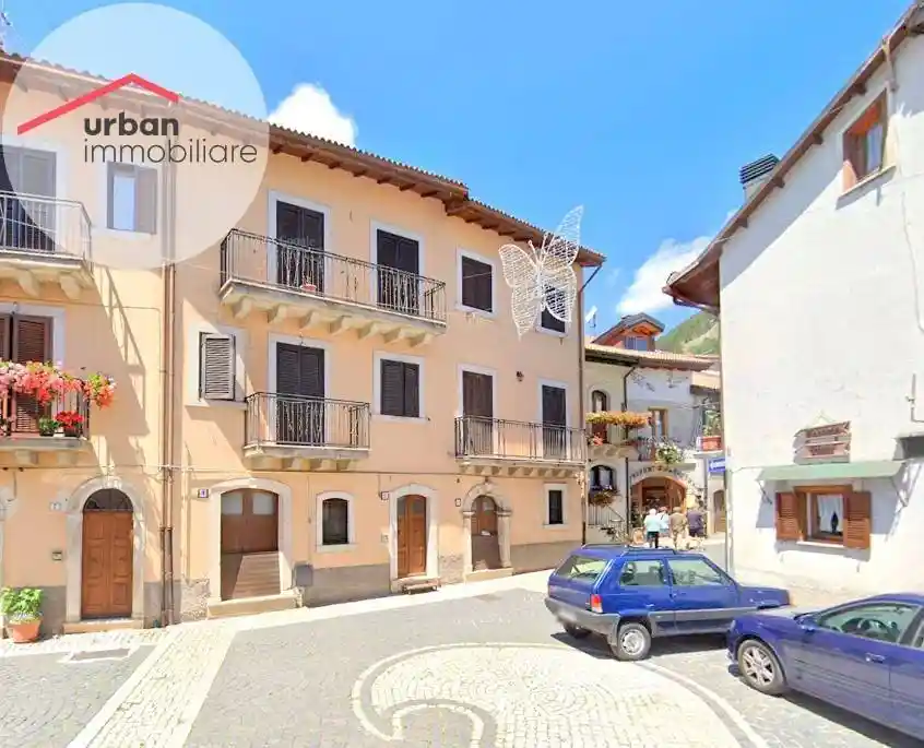 Casa indipendente in vendita a Pescasseroli