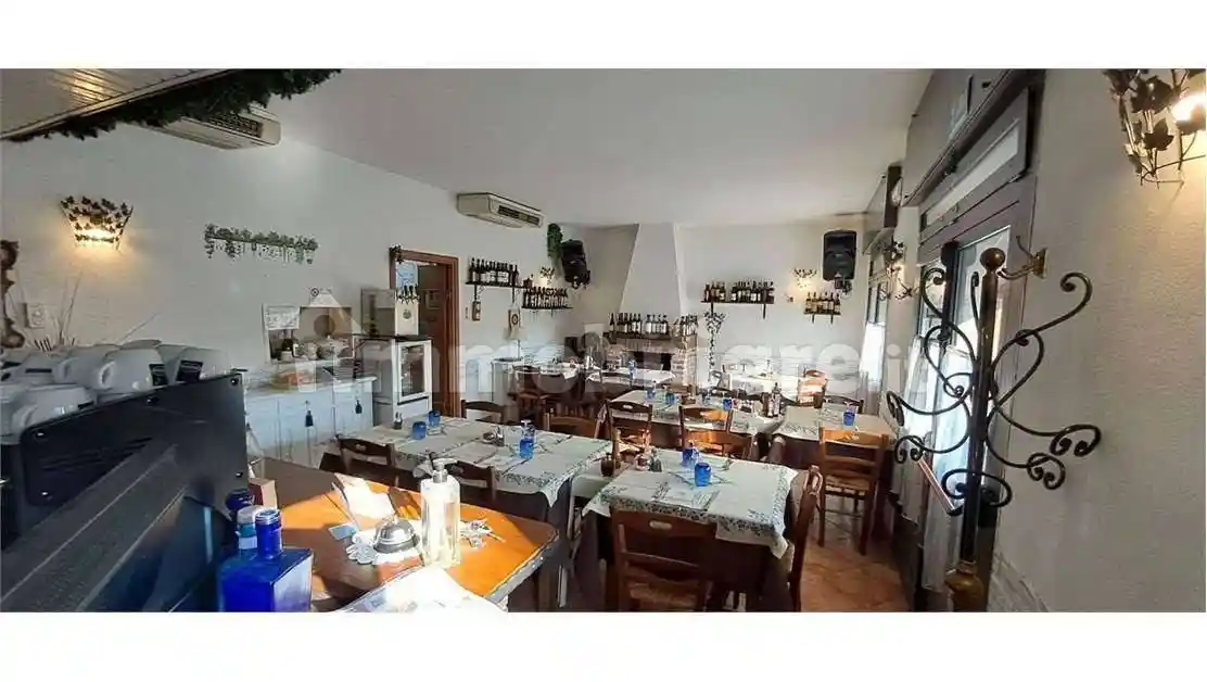 Casa indipendente in vendita a Bologna