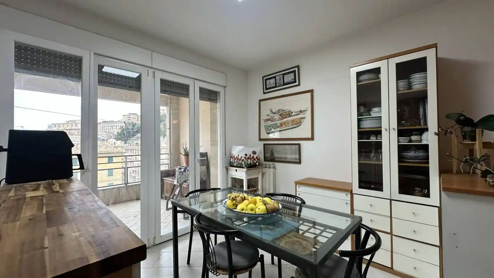 Appartamento in vendita a Genova