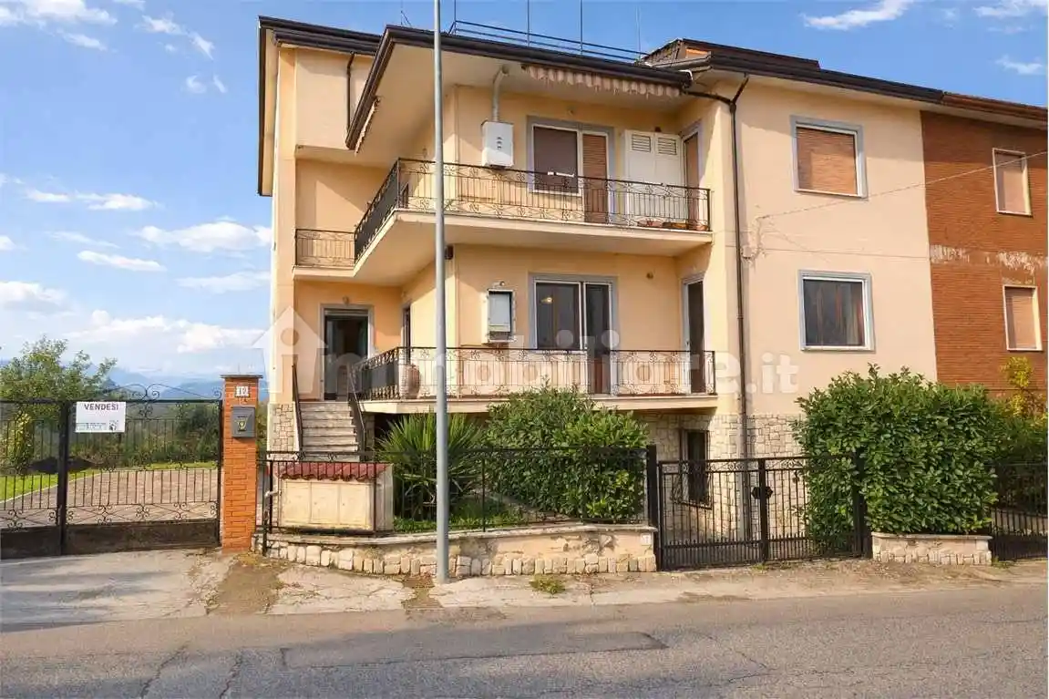 Palazzo - Edificio in vendita a Torrice