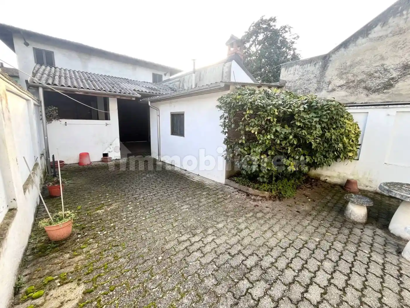 Casa indipendente in vendita a Asigliano Vercellese