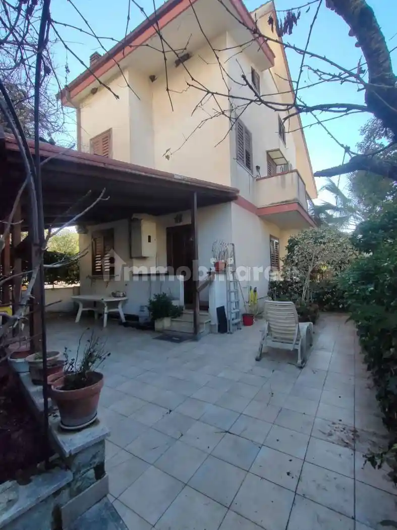 Villa in vendita a Guidonia Montecelio