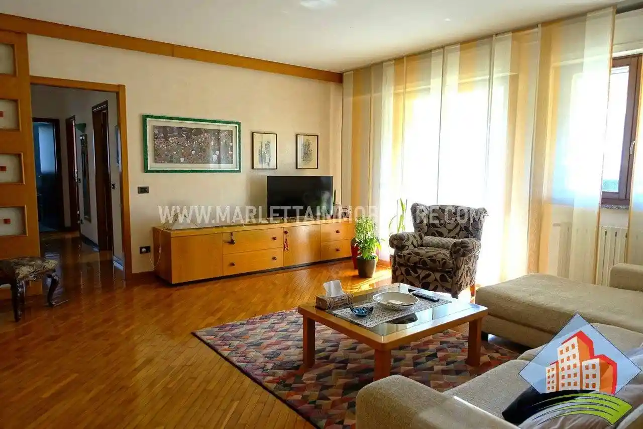 Appartamento in vendita a Rivolta d'Adda