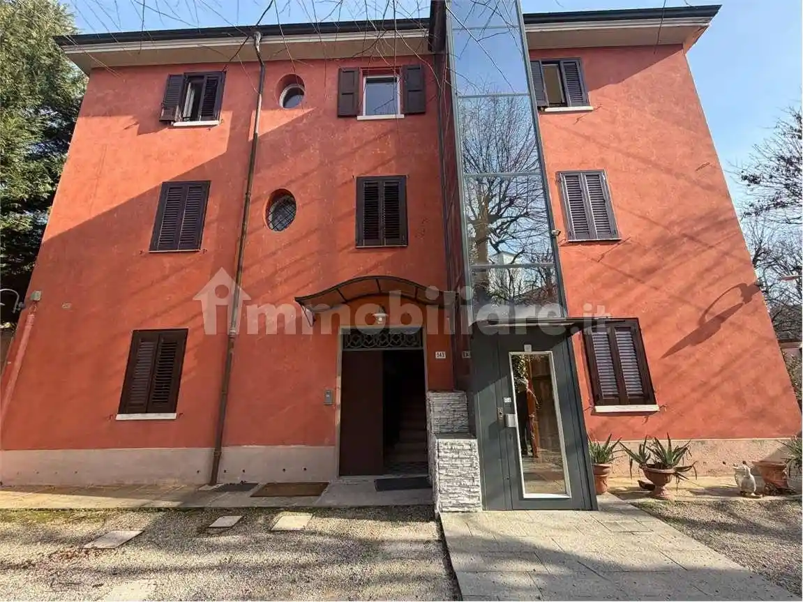 Appartamento in affitto a Modena