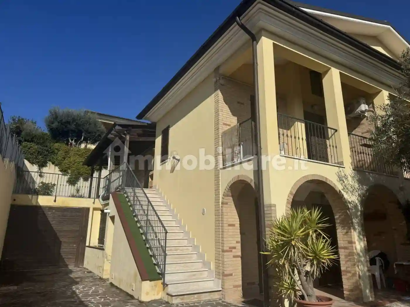 Villetta a schiera - foto 2