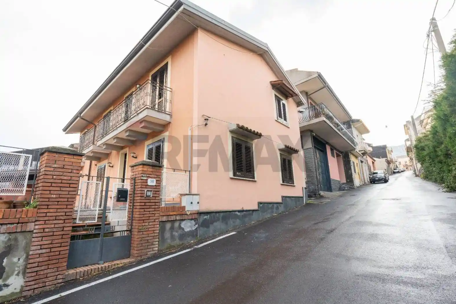 Casa indipendente in affitto a Zafferana Etnea