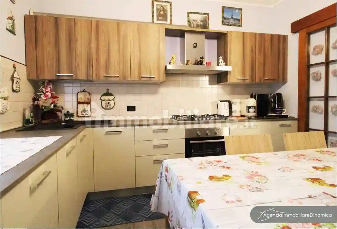 Villetta a schiera - foto 2