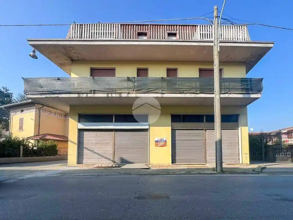 Appartamento in vendita a Castrezzato