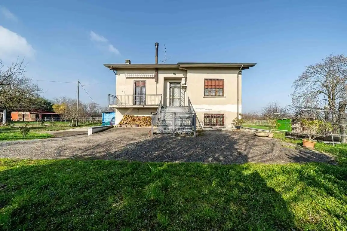 Villa in vendita a Reggio Emilia