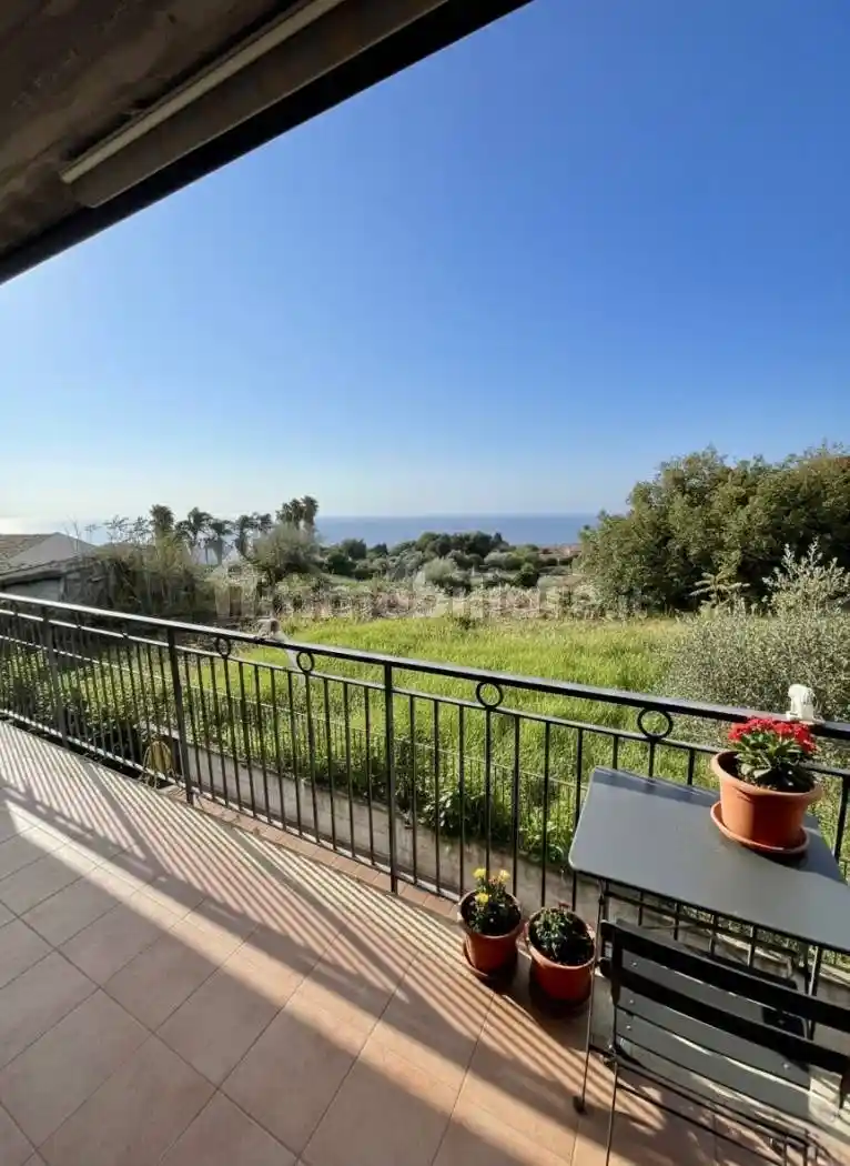 Appartamento in vendita a Valverde