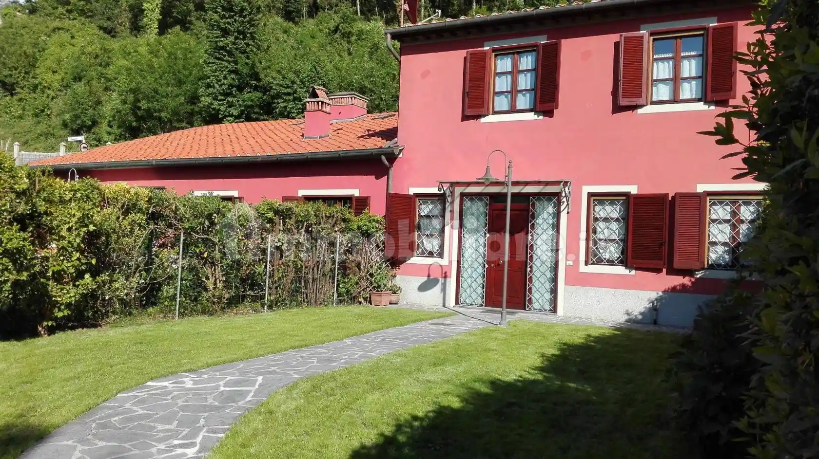 Villetta a schiera in vendita a Camaiore