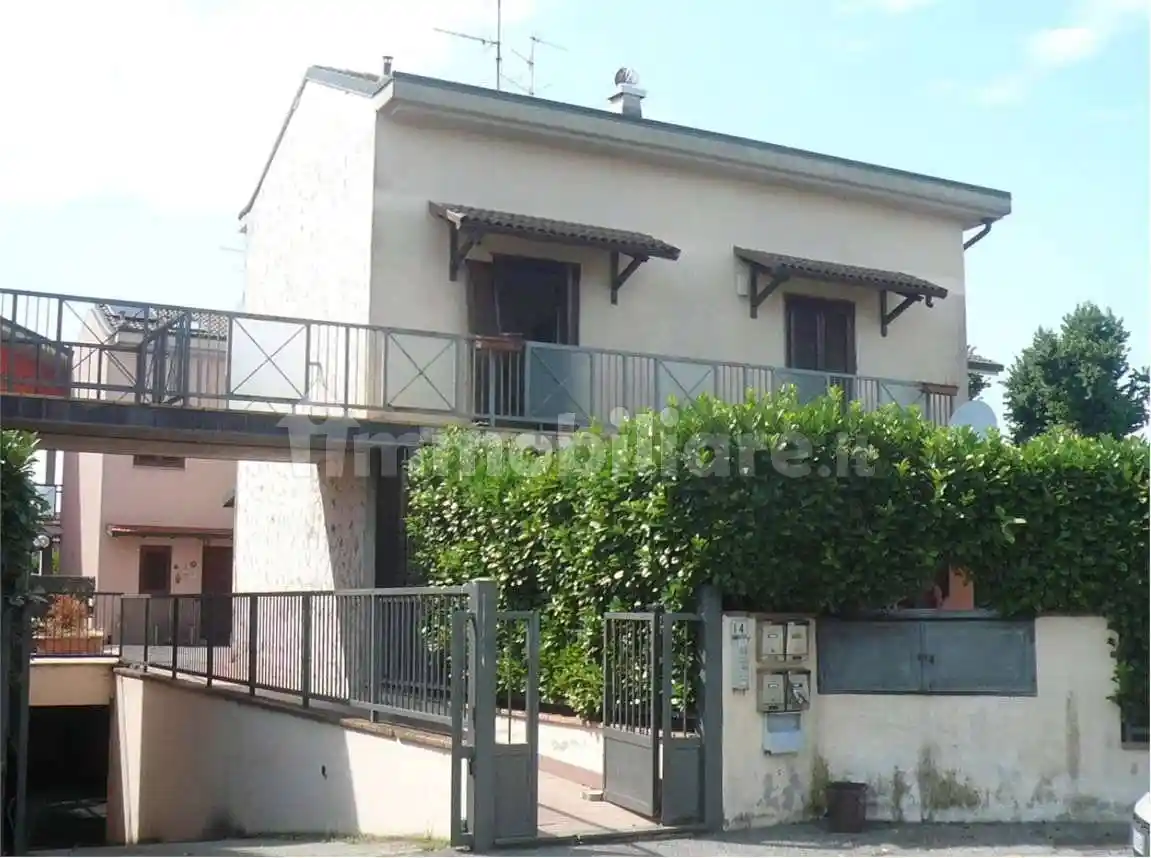 Appartamento in vendita a Castiraga Vidardo